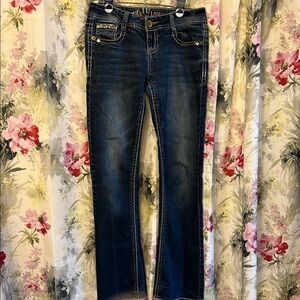 Wallflower size 5 jr